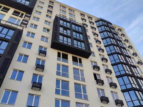 комерційна за адресою Янтарна вул., 75