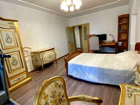 квартира за адресою Володимира Антоновича вул. (Свердлова), 26