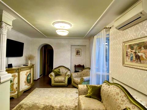 квартира за адресою Володимира Антоновича вул. (Свердлова), 26