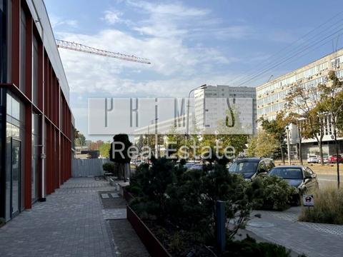 комерційна за адресою Дегтярівська вул., 17