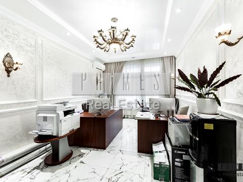 комерційна за адресою Лесі Українки бульв., 7-В