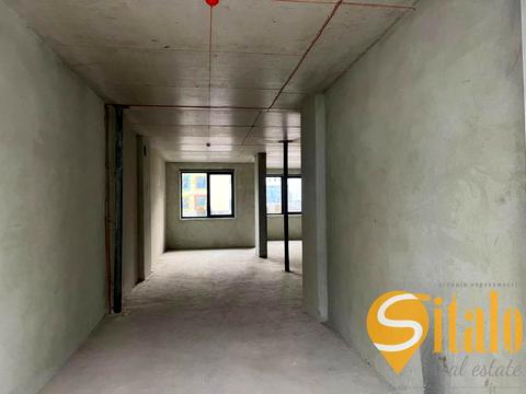 коммерческая по адресу Угорская ул., 12