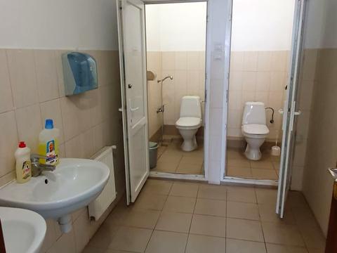 комерційна за адресою Залізнична вул., 7