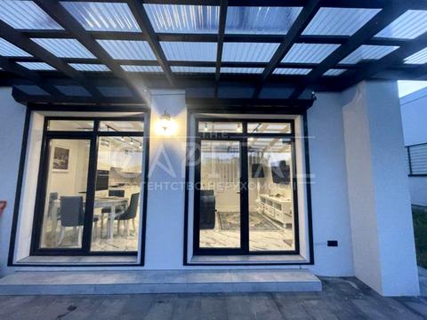 будинок за адресою Ягідна вул.