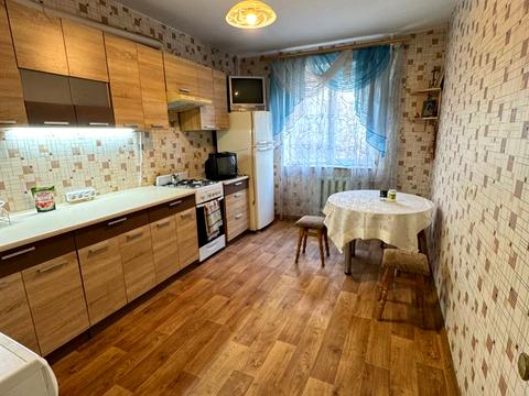 квартира за адресою Івана Фунтового вул., 27