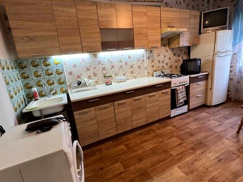 квартира за адресою Івана Фунтового вул., 27