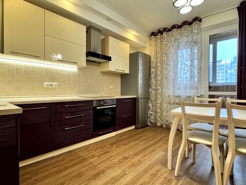 квартира по адресу Патриарха Мстислава Скрипника ул., 40