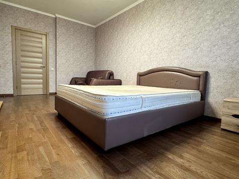 квартира по адресу Патриарха Мстислава Скрипника ул., 40