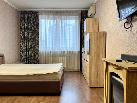 квартира по адресу Патриарха Мстислава Скрипника ул., 40