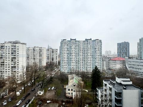 квартира по адресу Патриарха Мстислава Скрипника ул., 40