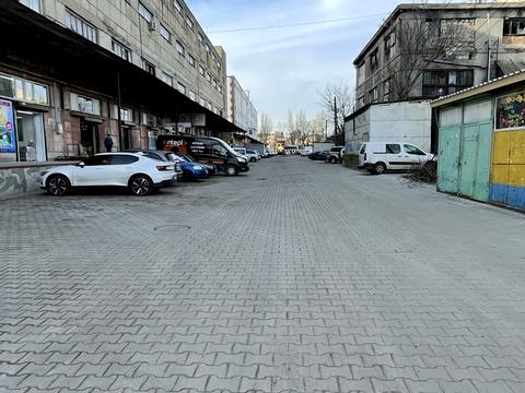 комерційна за адресою Геннадія Афанасьєва вул., 3/5