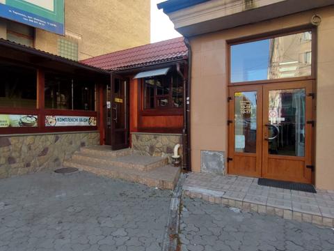 комерційна за адресою Тараса Шевченка бульв., 12