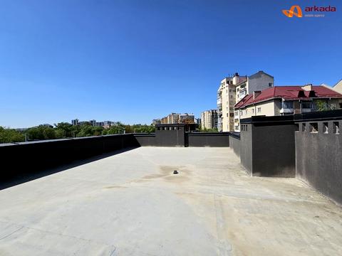 комерційна за адресою Гетьмана Мазепи вул., 21