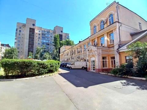 комерційна за адресою Івана Мазепи вул. (Січневого Повстання), 10