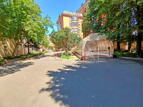 комерційна за адресою Івана Мазепи вул. (Січневого Повстання), 10