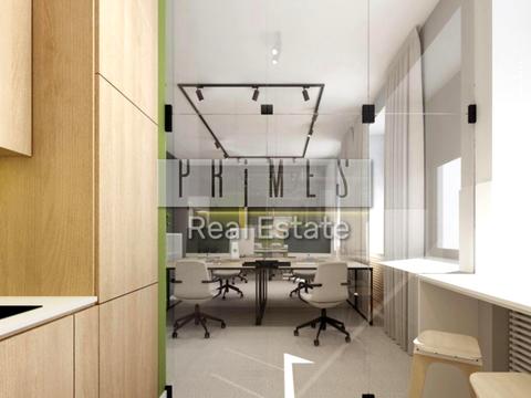 комерційна за адресою Володимирська вул., 81-Б