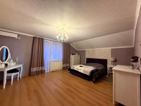 будинок за адресою Місячна вул., 23