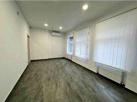 коммерческая по адресу Садовая ул., 13