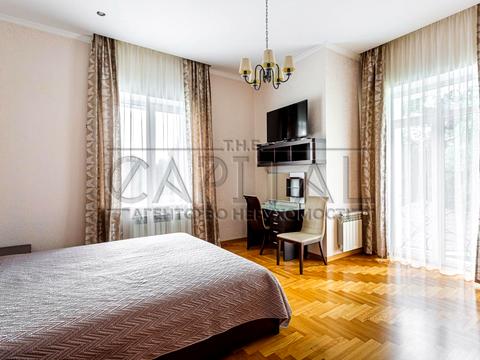 дом по адресу Украинка, Київська ул.