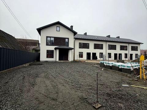 будинок за адресою Ольги Кобилянської вул. (Достоєвського)