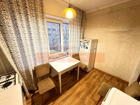 квартира за адресою Салютна вул., 27