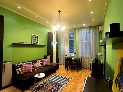 квартира за адресою Малопідвальна вул., 21/8