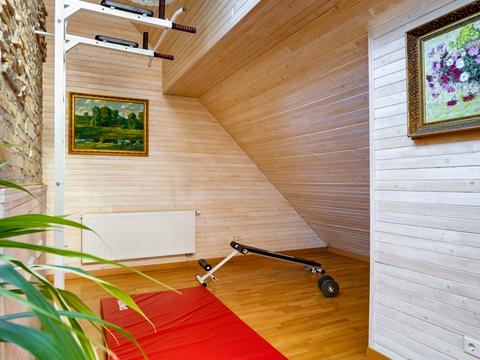 будинок за адресою Олекси Довбуша вул.