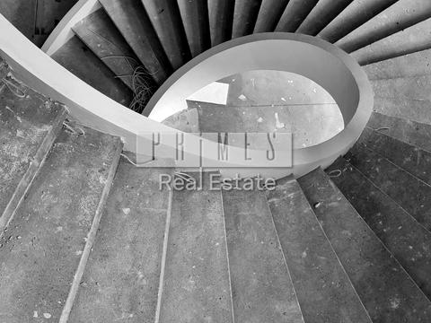 коммерческая по адресу Жилянская ул., 25