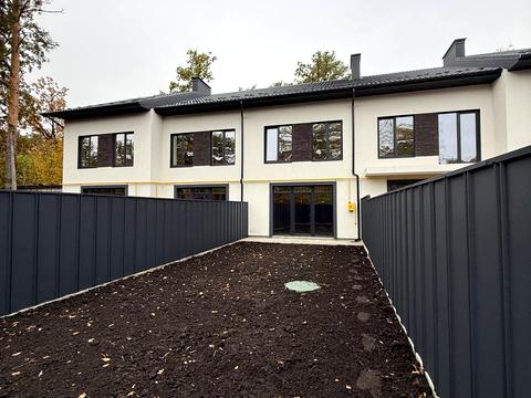 дом по адресу Парк Центральний