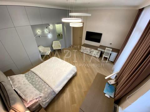 квартира за адресою Старонаводницька вул., 13-А