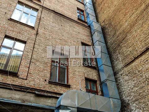 комерційна за адресою Музейний пров., 2