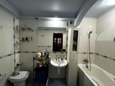 квартира по адресу Академика Лазаренко ул., 4б