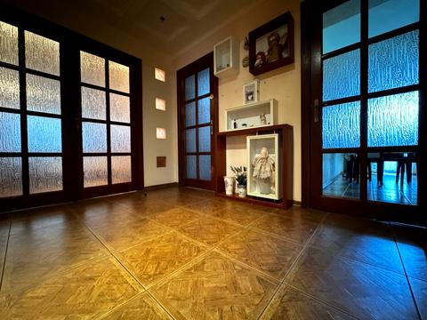 квартира по адресу Академика Лазаренко ул., 4б