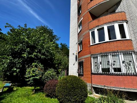 квартира по адресу Академика Лазаренко ул., 4б