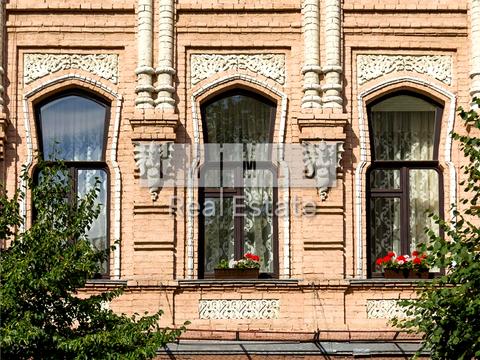 комерційна за адресою Ольгинська вул., 2/1