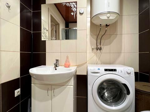 квартира за адресою Драгоманова вул., 2-Б