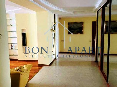 квартира за адресою В'ячеслава Чорновола вул., 20