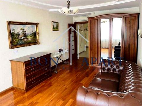 квартира за адресою В'ячеслава Чорновола вул., 20