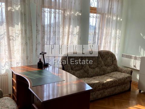 будинок за адресою Теханська