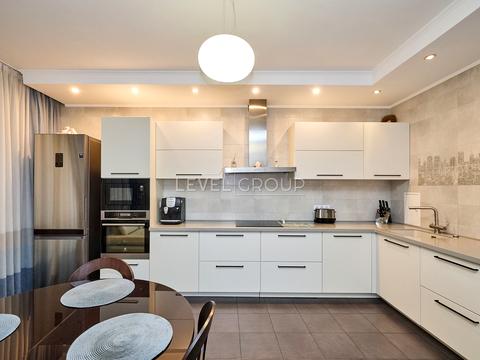 квартира по адресу Голосеевская ул., 13