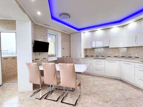 квартира по адресу Салютная ул., 1-Б