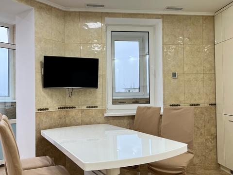 квартира по адресу Салютная ул., 1-Б