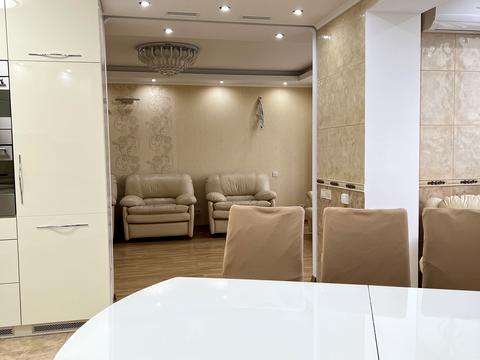 квартира по адресу Салютная ул., 1-Б