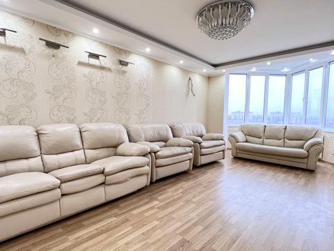 квартира по адресу Салютная ул., 1-Б