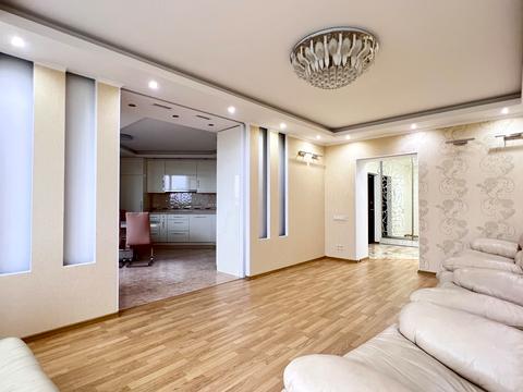 квартира по адресу Салютная ул., 1-Б