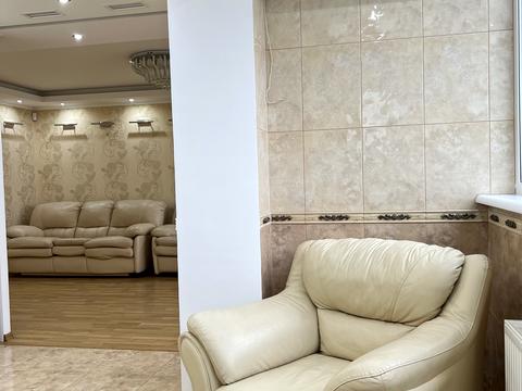 квартира по адресу Салютная ул., 1-Б