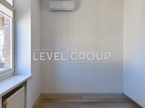 комерційна за адресою Круглоуніверситетська вул., 3-5