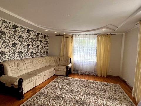 будинок за адресою Левадна вул., 8