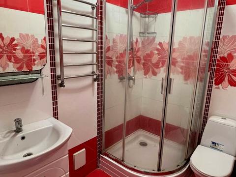 будинок за адресою Левадна вул., 8