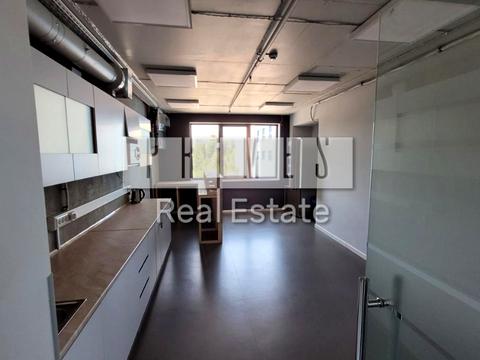 комерційна за адресою Самійла Кішки вул. (Маршала Конєва), 6а